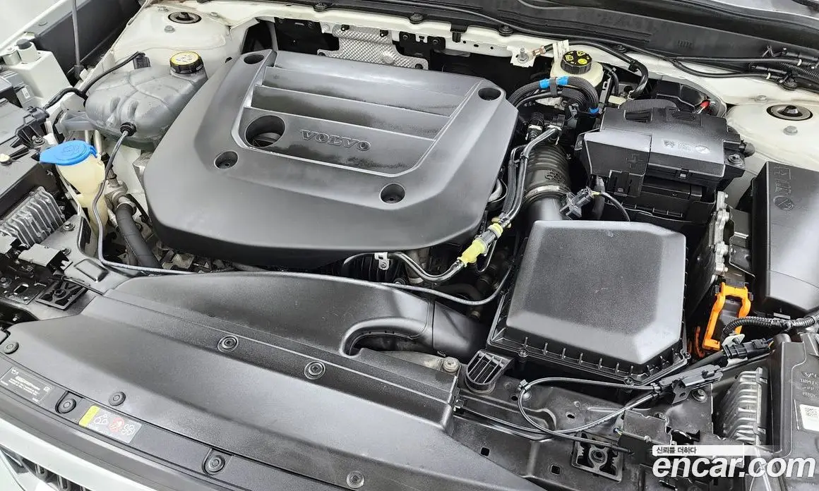 Volvo XC40 2020 2.0 автомат (гидро), фото 6 Volvo XC40 2020 2.0 автомат (гидро), фото 6