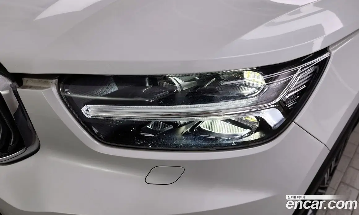 Volvo XC40 2020 2.0 автомат (гидро), фото 8 Volvo XC40 2020 2.0 автомат (гидро), фото 8