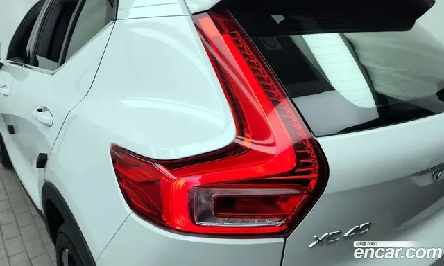 Volvo XC40 2020 2.0 автомат (гидро), миниатюра 9 Volvo XC40 2020 2.0 автомат (гидро), миниатюра 9