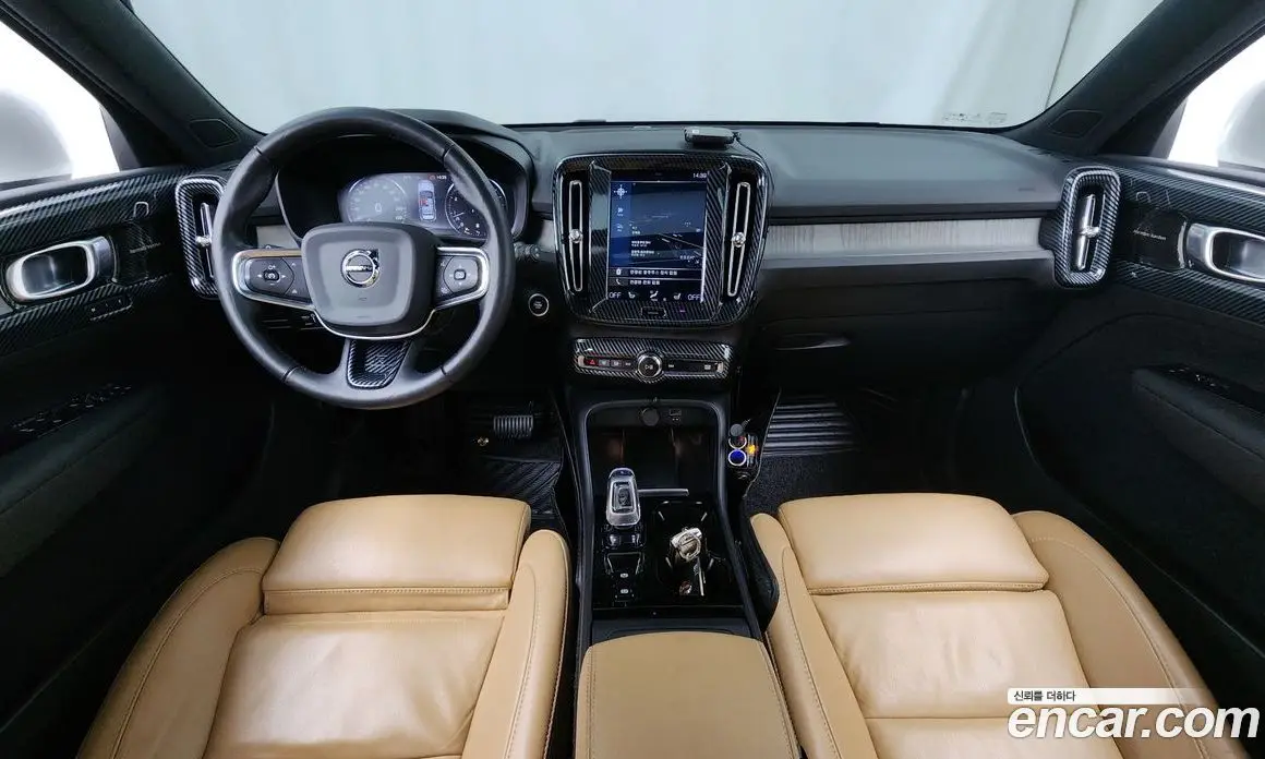 Volvo XC40 2020 2.0 автомат (гидро), фото 10 Volvo XC40 2020 2.0 автомат (гидро), фото 10