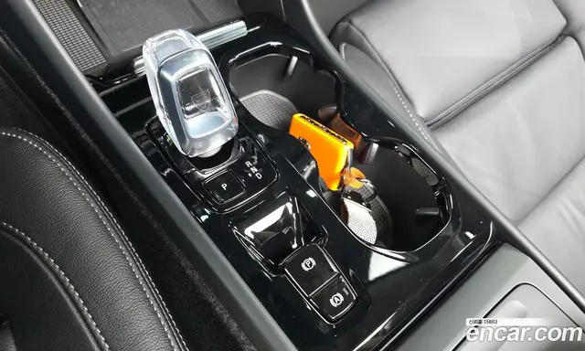 Volvo XC40 2022 2.0 автомат (гидро), миниатюра 12