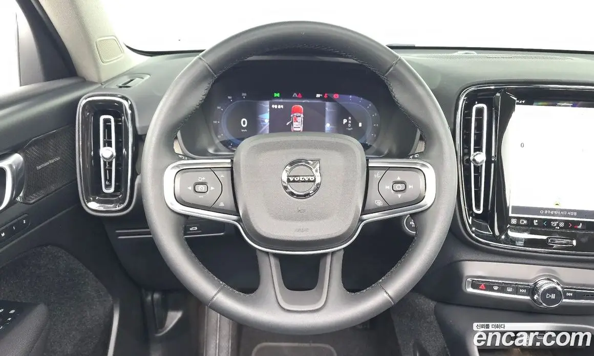 Volvo XC40 2022 2.0 автомат (гидро), фото 19 Volvo XC40 2022 2.0 автомат (гидро), фото 19