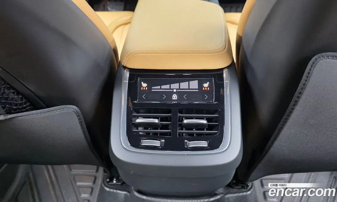 Volvo XC60 2023 2.0 автомат (гидро), фото 18 Volvo XC60 2023 2.0 автомат (гидро), фото 18