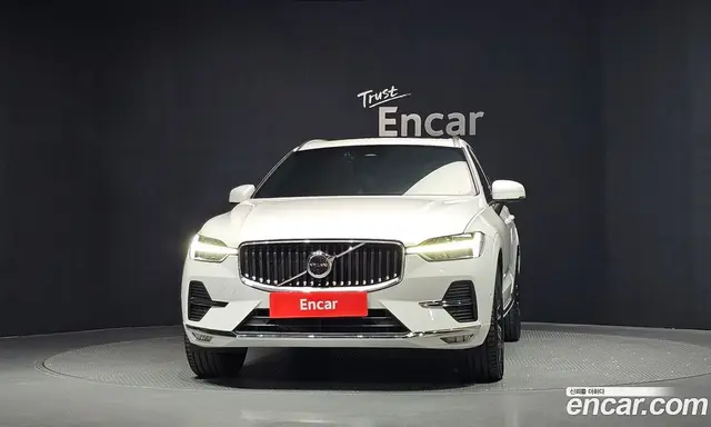 Volvo XC60 2023 2.0 автомат (гидро), миниатюра 3 Volvo XC60 2023 2.0 автомат (гидро), миниатюра 3