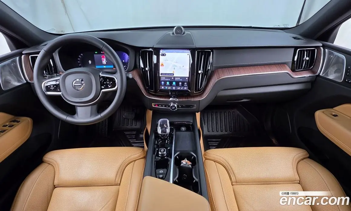 Volvo XC60 2023 2.0 автомат (гидро), фото 7 Volvo XC60 2023 2.0 автомат (гидро), фото 7