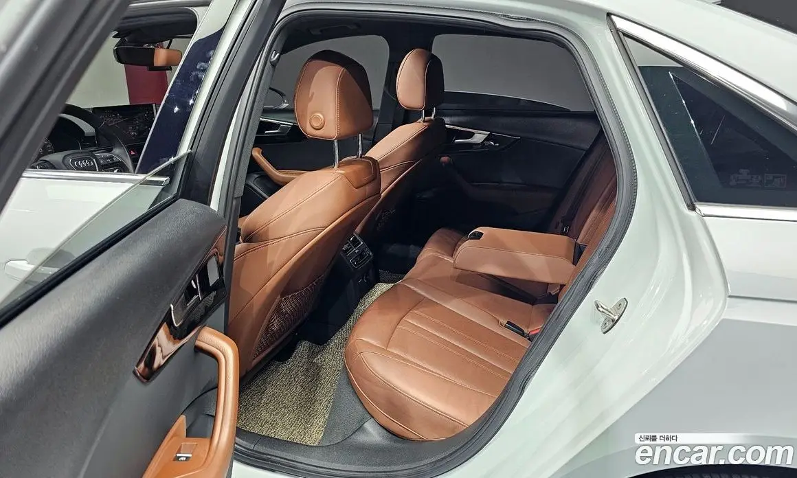 Audi A4 2021 2.0 автомат (гидро), фото 17 Audi A4 2021 2.0 автомат (гидро), фото 17