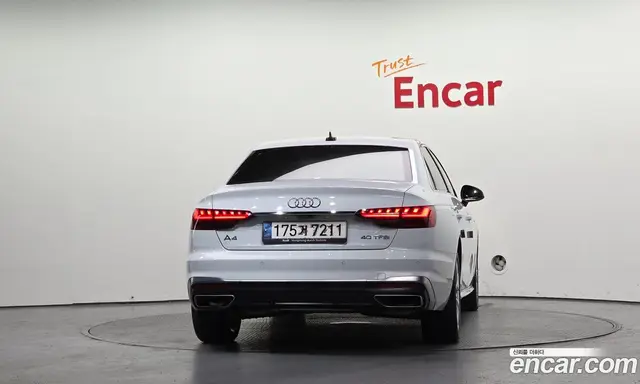 Audi A4 2021 2.0 автомат (гидро), миниатюра 4