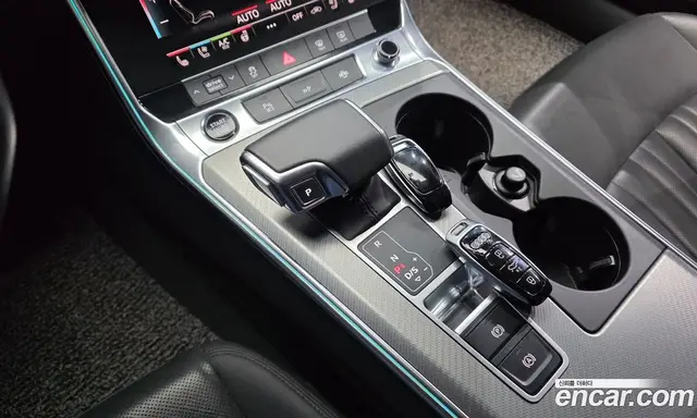 Audi A6 2021 2.0 автомат (гидро), миниатюра 12