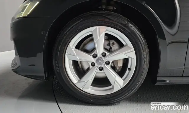 Audi A6 2021 2.0 автомат (гидро), миниатюра 5