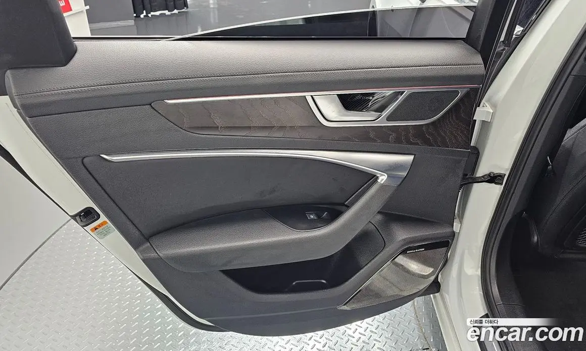 Audi A6 2021 2.0 автомат (гидро), фото 14
