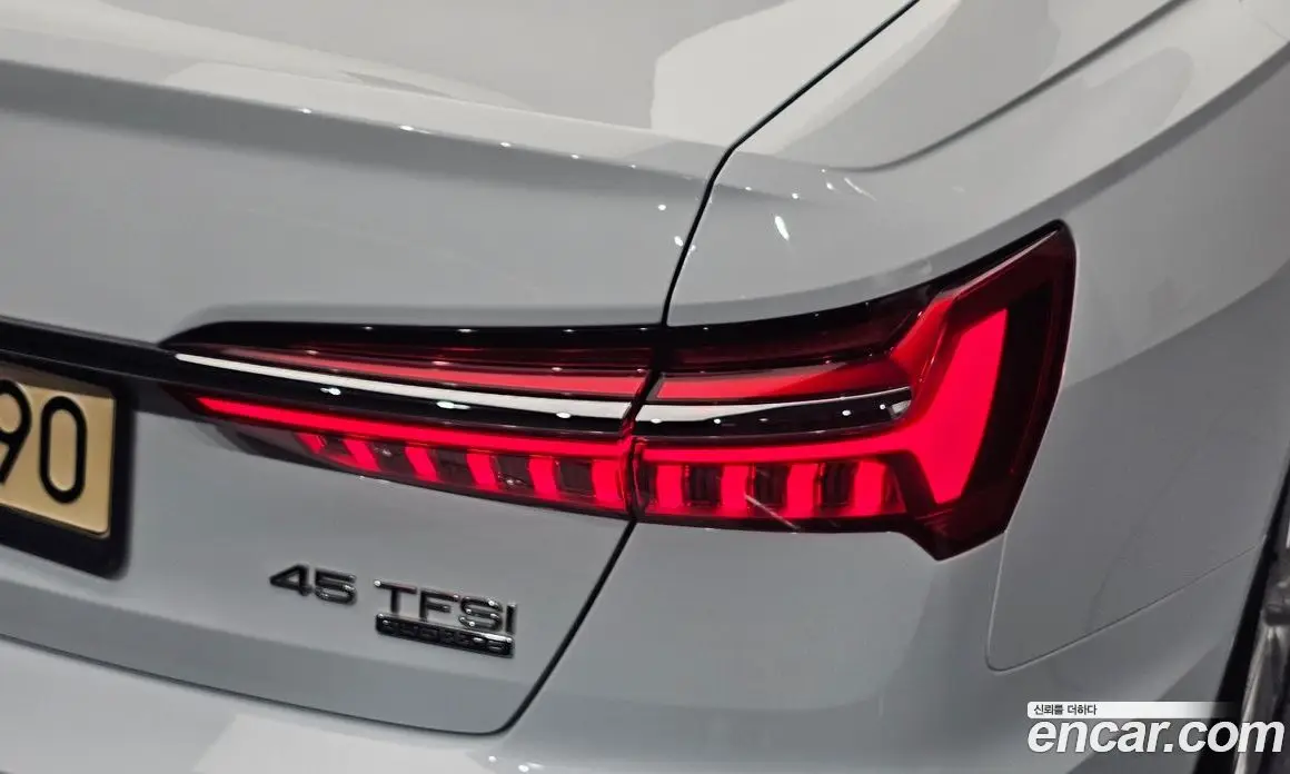 Audi A6 2021 2.0 автомат (гидро), фото 8