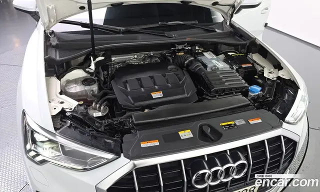 Audi Q3 2022 2.0 автомат (гидро), миниатюра 6