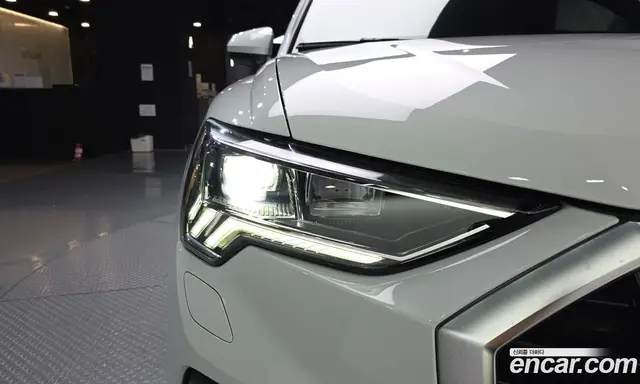 Audi Q3 2022 2.0 автомат (гидро), миниатюра 8
