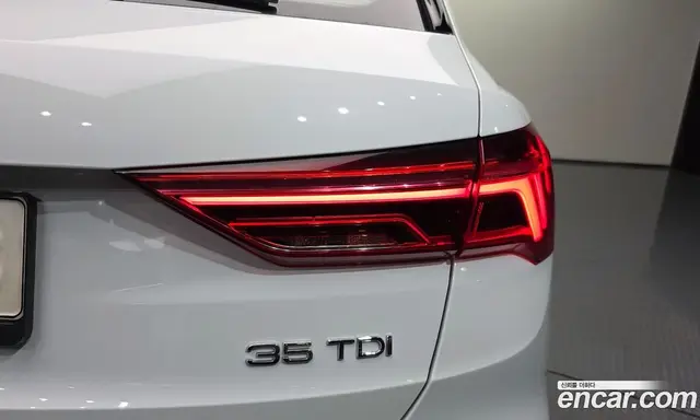 Audi Q3 2022 2.0 автомат (гидро), миниатюра 9
