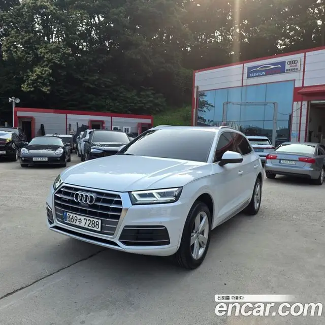 Audi Q5 2020 2.0 автомат (гидро), миниатюра 2