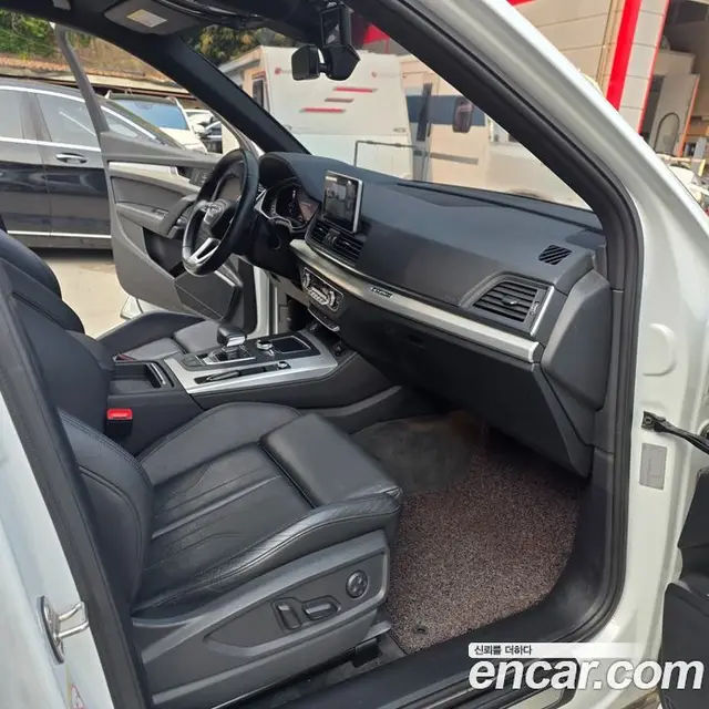 Audi Q5 2020 2.0 автомат (гидро), миниатюра 12