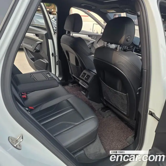 Audi Q5 2020 2.0 автомат (гидро), фото 13