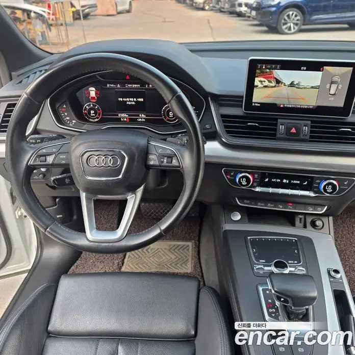 Audi Q5 2020 2.0 автомат (гидро), фото 15