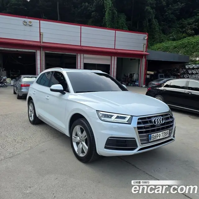Audi Q5 2020 2.0 автомат (гидро), миниатюра 8