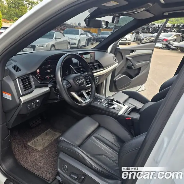 Audi Q5 2020 2.0 автомат (гидро), миниатюра 9