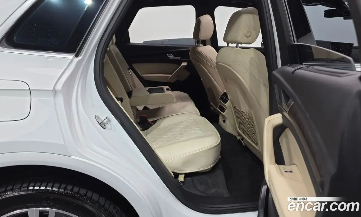 Audi Q5 2023 2.0 автомат (гидро), фото 17