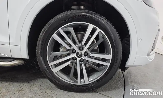 Audi Q5 2023 2.0 автомат (гидро), миниатюра 7