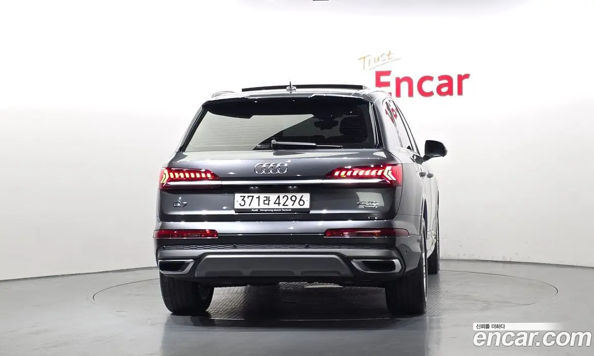 Audi Q7 2022 3.0 автомат (гидро), фото 4 Audi Q7 2022 3.0 автомат (гидро), фото 4