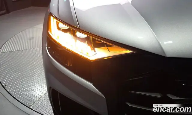 Audi Q8 2022 3.0 автомат (гидро), миниатюра 8