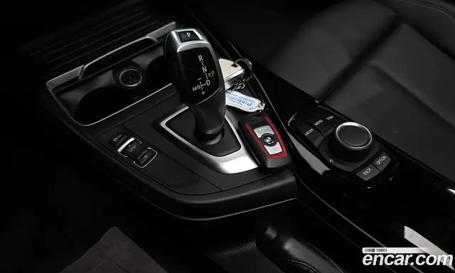 BMW 1 серия 2019 2.0 автомат (гидро), миниатюра 12