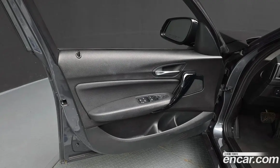 BMW 1 серия 2019 2.0 автомат (гидро), фото 14