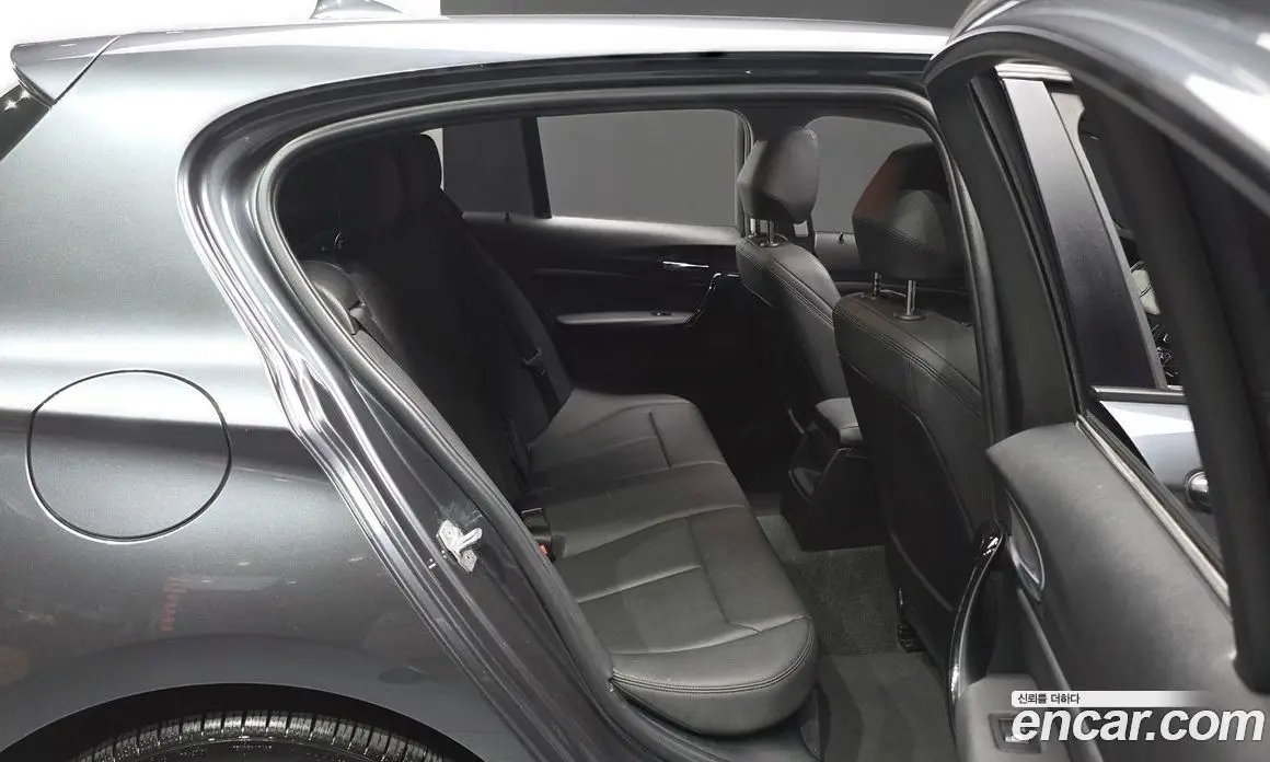 BMW 1 серия 2019 2.0 автомат (гидро), фото 18