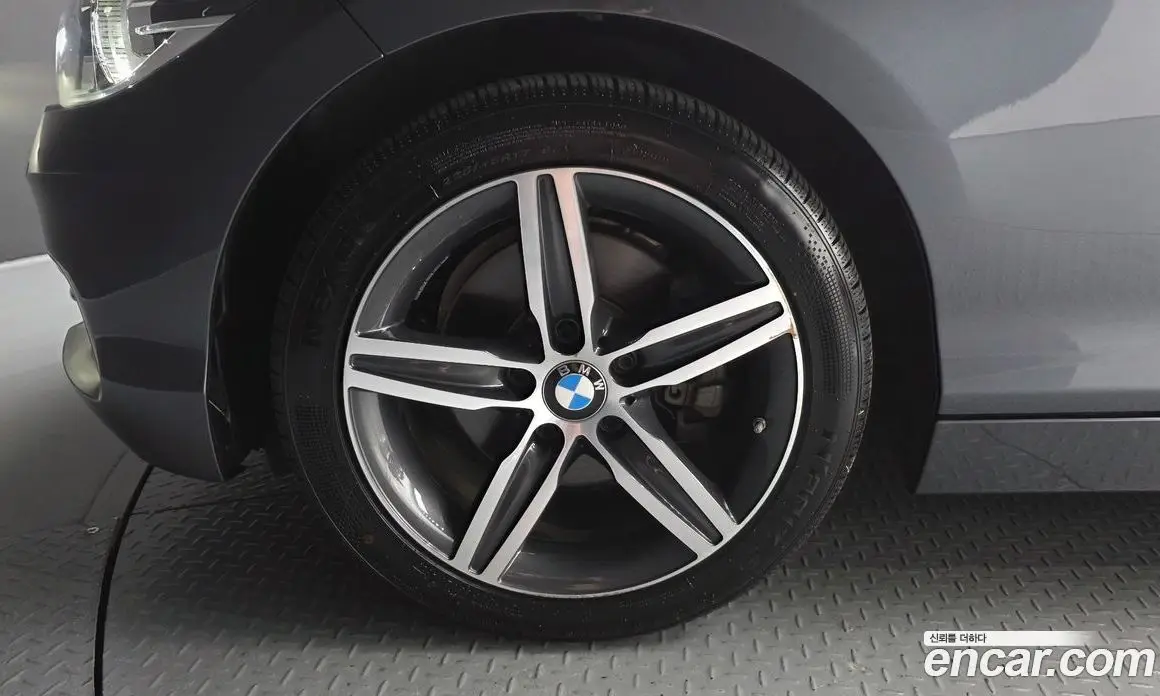 BMW 1 серия 2019 2.0 автомат (гидро), фото 5