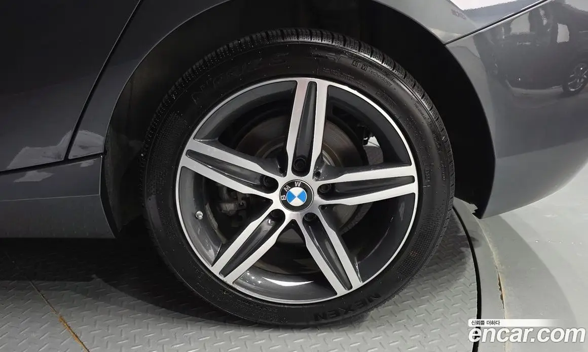 BMW 1 серия 2019 2.0 автомат (гидро), фото 7