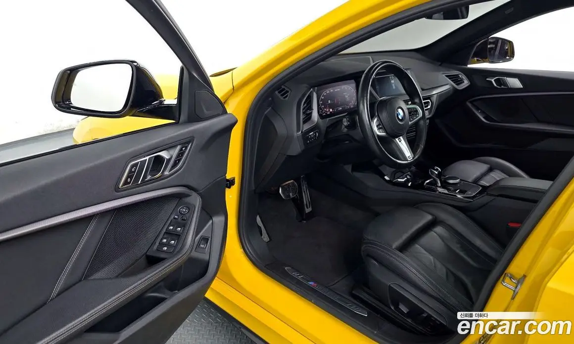BMW 1 серия 2022 2.0 автомат (гидро), фото 13