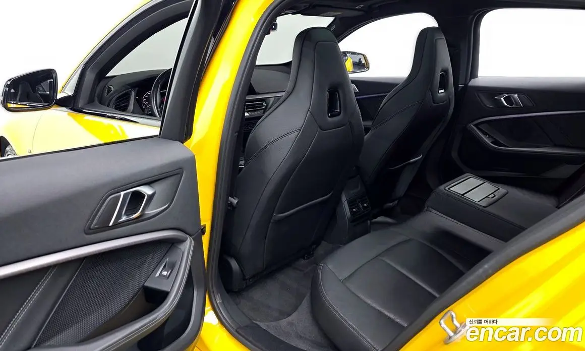 BMW 1 серия 2022 2.0 автомат (гидро), фото 18
