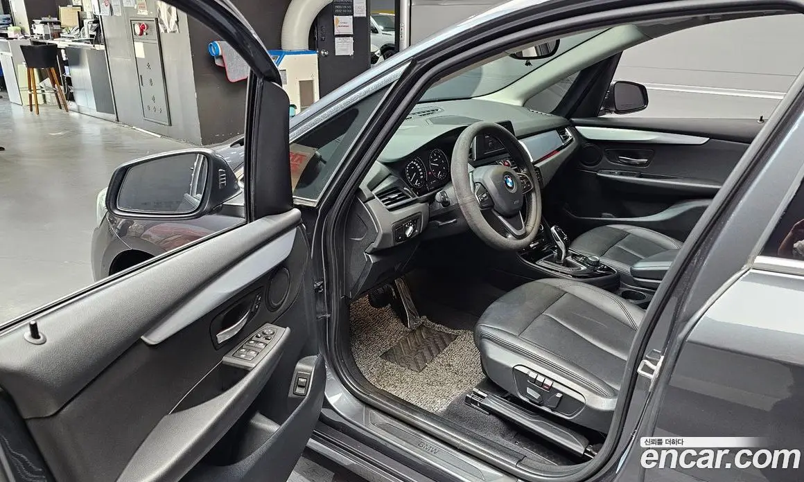 BMW 2 серия 2019 2.0 автомат (гидро), фото 13 BMW 2 серия 2019 2.0 автомат (гидро), фото 13