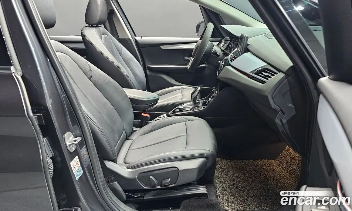 BMW 2 серия 2019 2.0 автомат (гидро), фото 17 BMW 2 серия 2019 2.0 автомат (гидро), фото 17