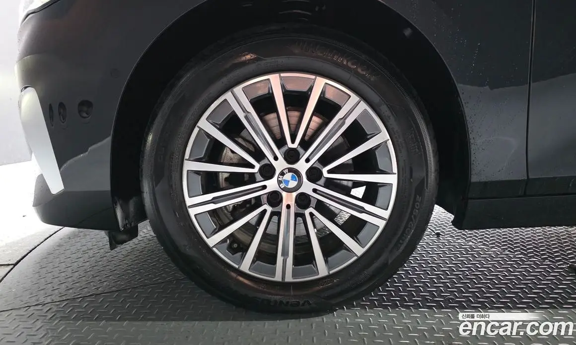 BMW 2 серия 2023 2.0 автомат (гидро), фото 5