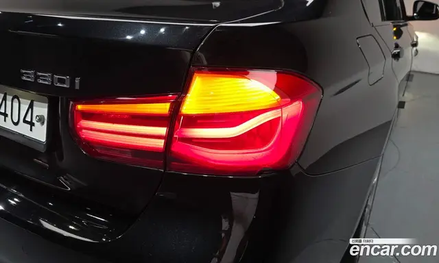 BMW 3 серия 2017 2.0 автомат (гидро), миниатюра 8 BMW 3 серия 2017 2.0 автомат (гидро), миниатюра 8