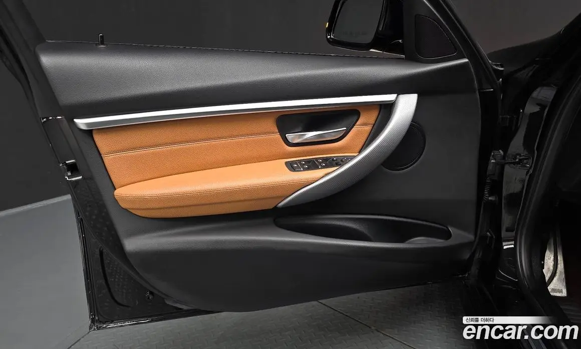 BMW 3 серия 2018 2.0 автомат (гидро), фото 14