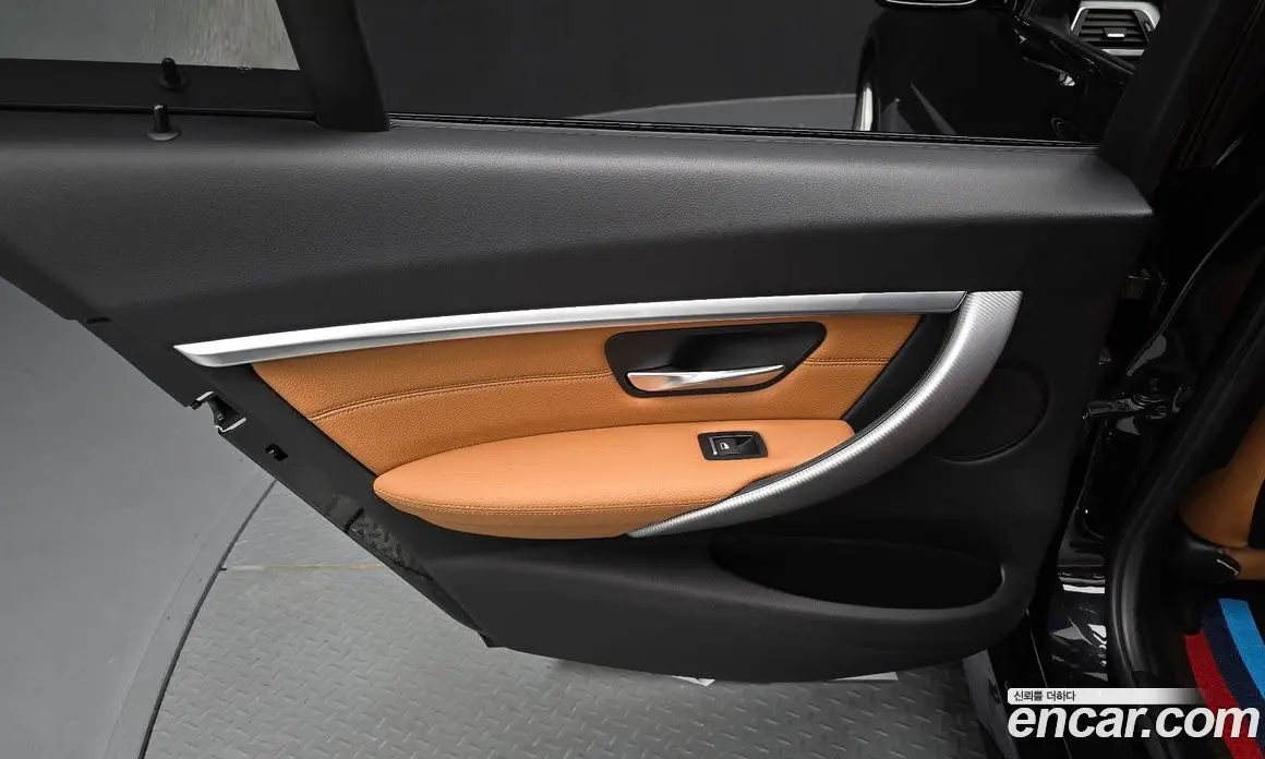 BMW 3 серия 2018 2.0 автомат (гидро), фото 15