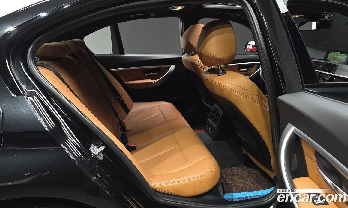 BMW 3 серия 2018 2.0 автомат (гидро), фото 17
