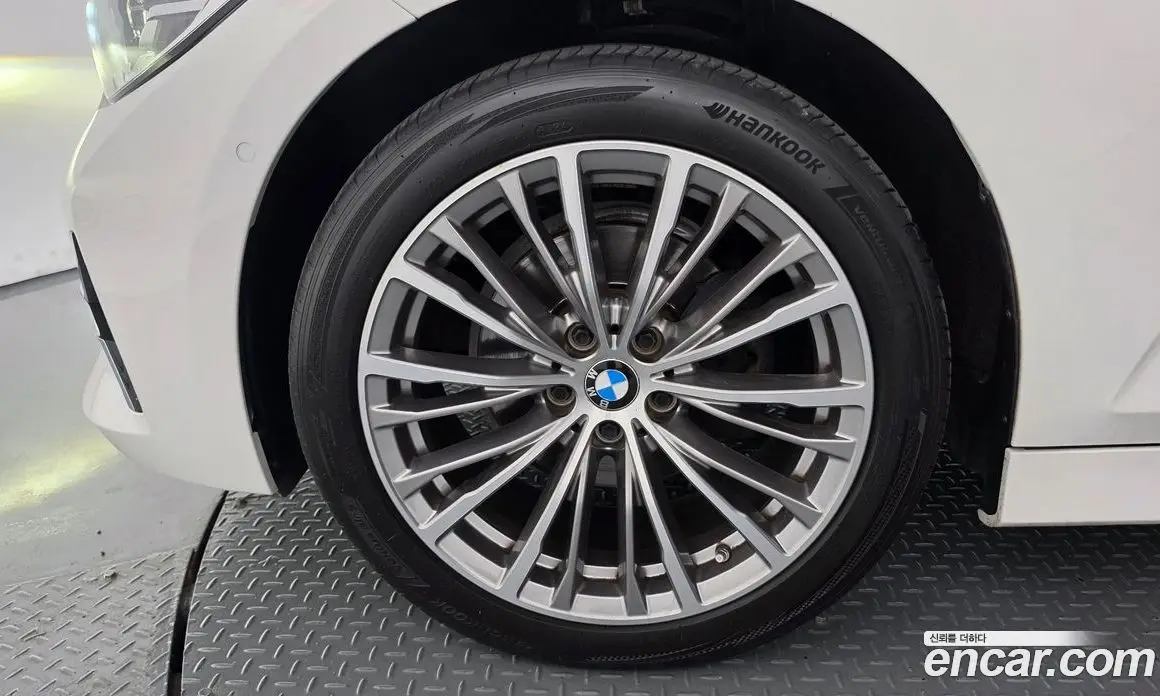 BMW 3 серия 2021 2.0 автомат (гидро), фото 5 BMW 3 серия 2021 2.0 автомат (гидро), фото 5