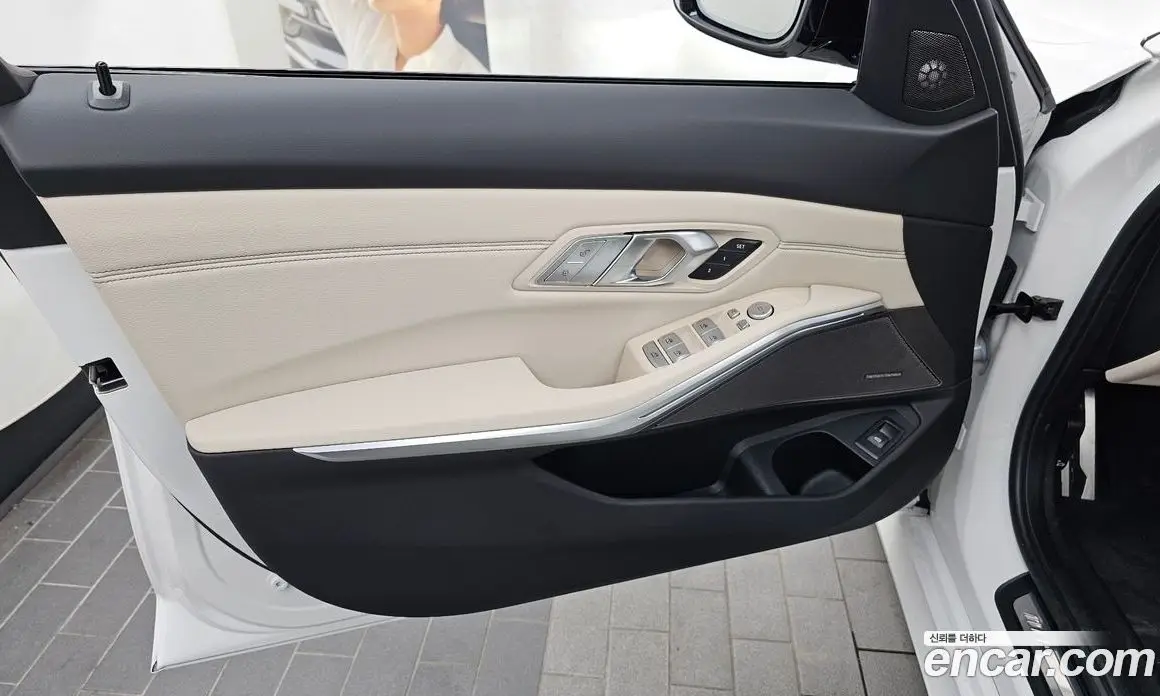 BMW 3 серия 2026 3.0 автомат (гидро), фото 14 BMW 3 серия 2026 3.0 автомат (гидро), фото 14