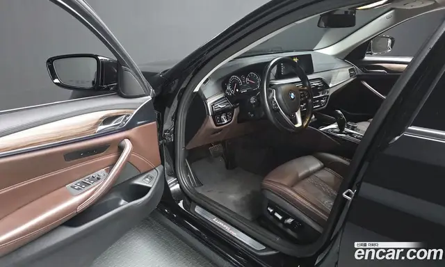 BMW 5 серия 2018 2.0 автомат (гидро), миниатюра 12