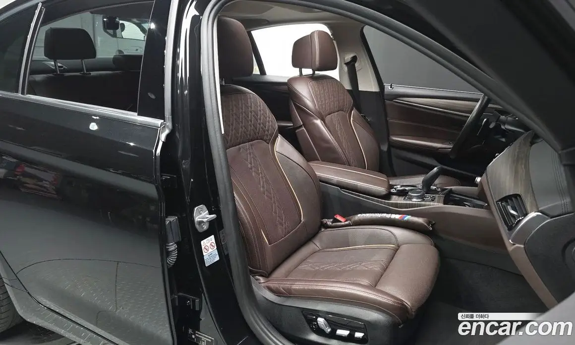 BMW 5 серия 2018 2.0 автомат (гидро), фото 15