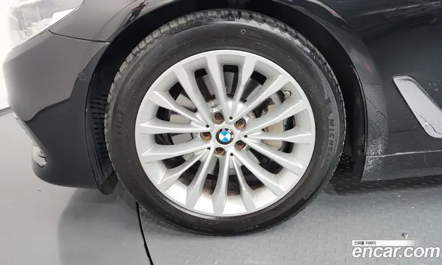 BMW 5 серия 2018 2.0 автомат (гидро), миниатюра 5 BMW 5 серия 2018 2.0 автомат (гидро), миниатюра 5