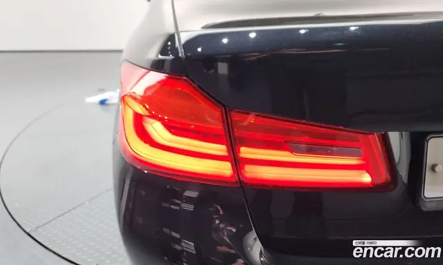 BMW 5 серия 2018 2.0 автомат (гидро), миниатюра 9 BMW 5 серия 2018 2.0 автомат (гидро), миниатюра 9