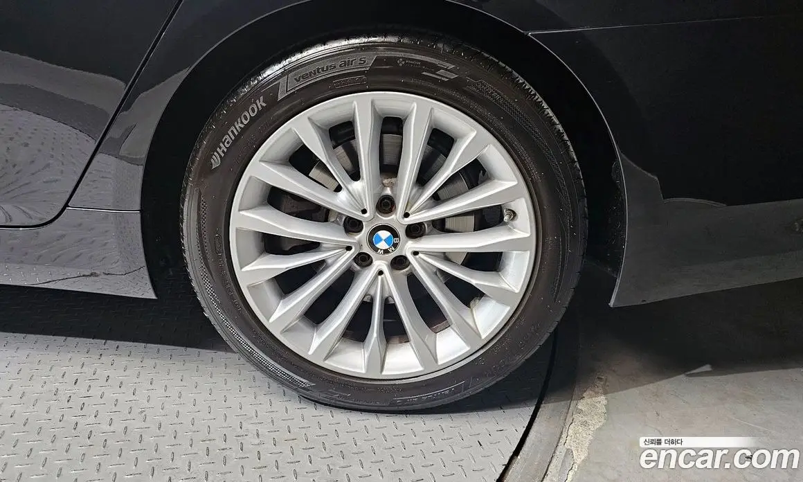 BMW 5 серия 2021 2.0 автомат (гидро), фото 7