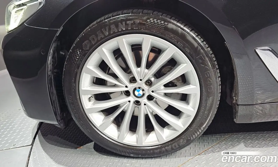 BMW 5 серия 2021 2.0 автомат (гидро), фото 4 BMW 5 серия 2021 2.0 автомат (гидро), фото 4